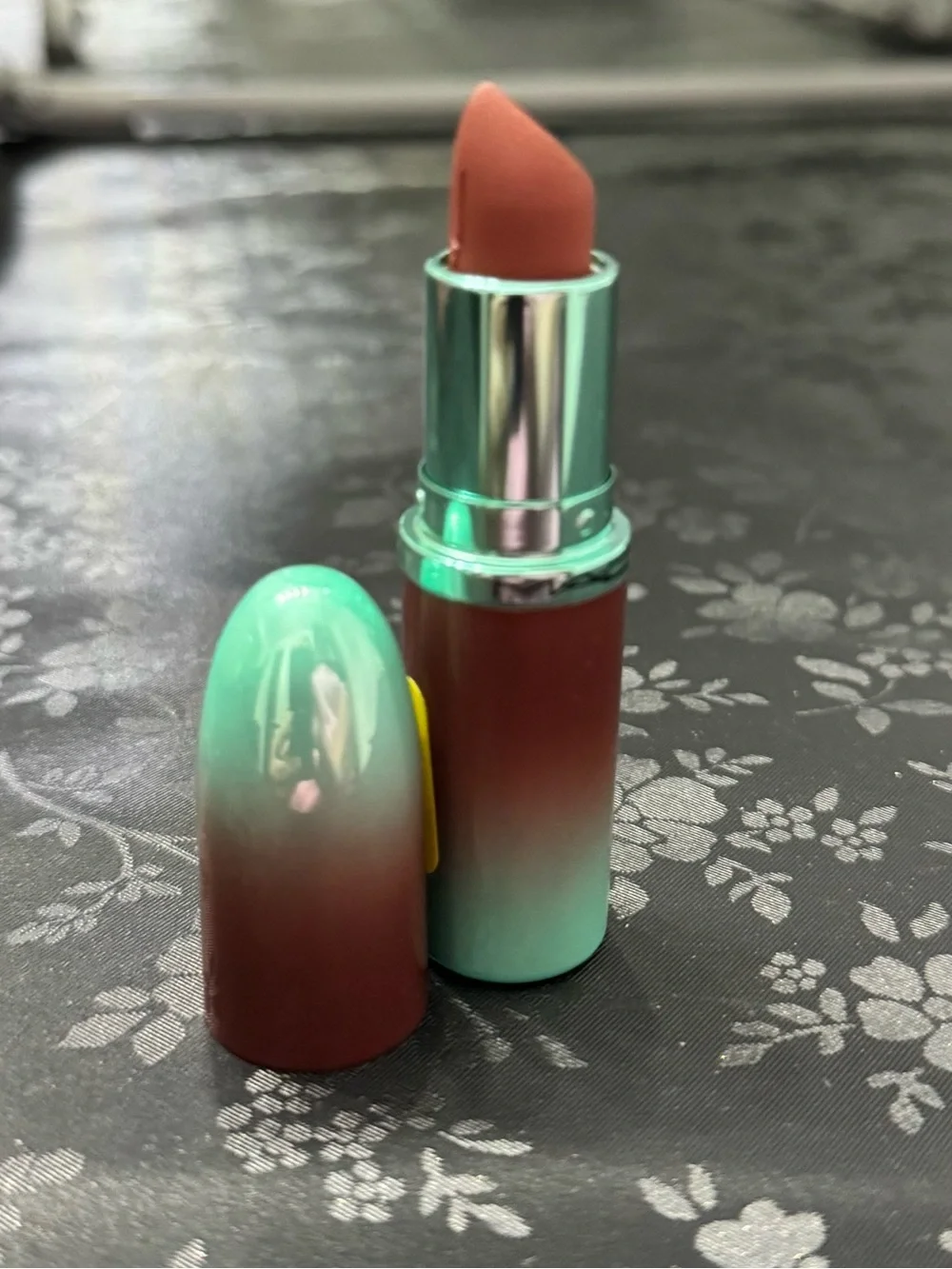 MAC Cosmetics Macximal Matte Lipstick in Shade 626 Whirl (NEW NO BOX)